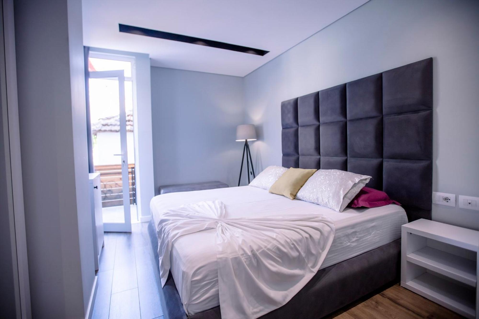 Hotel Olsi Sarande Bagian luar foto