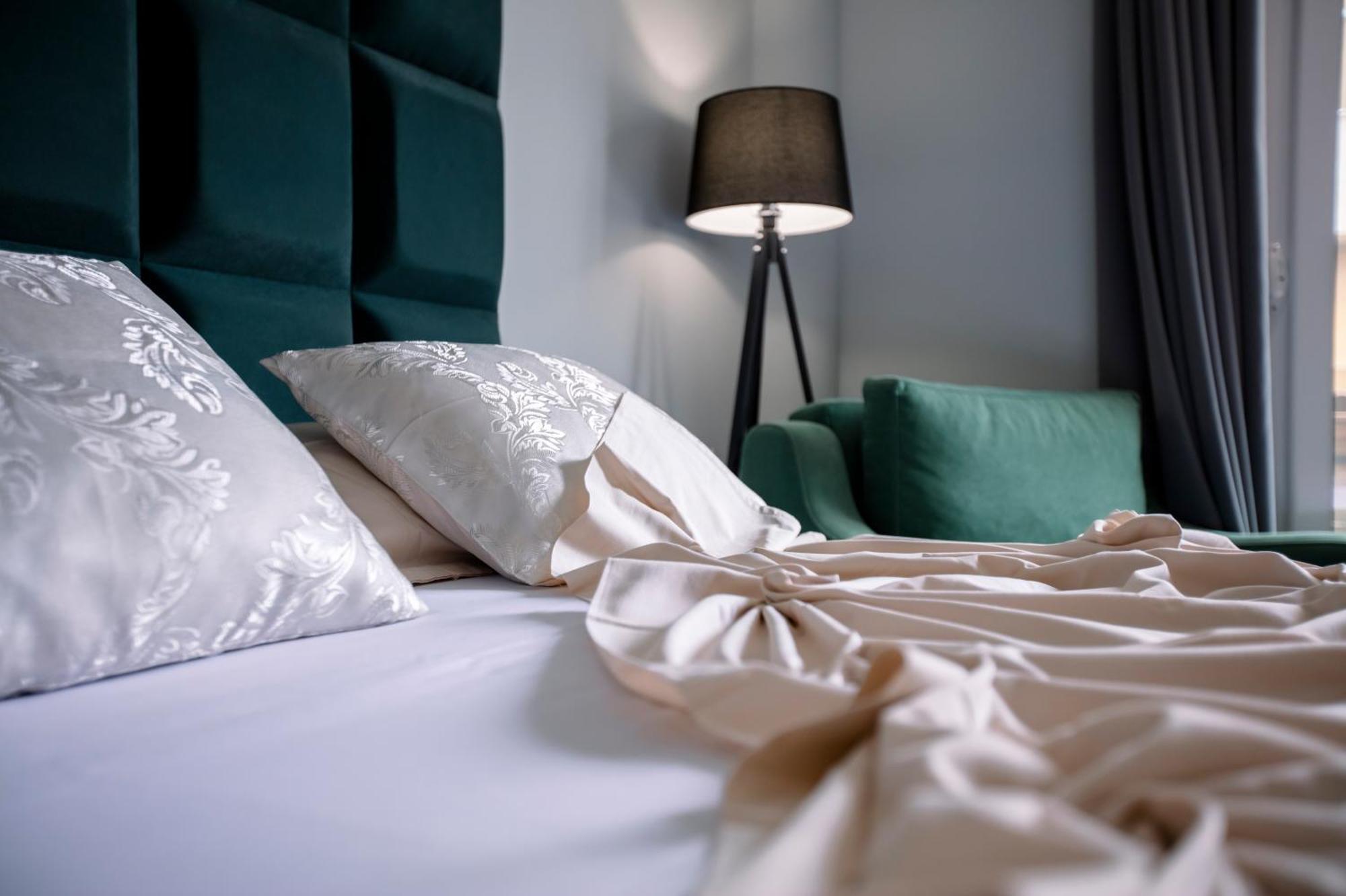 Hotel Olsi Sarande Bagian luar foto