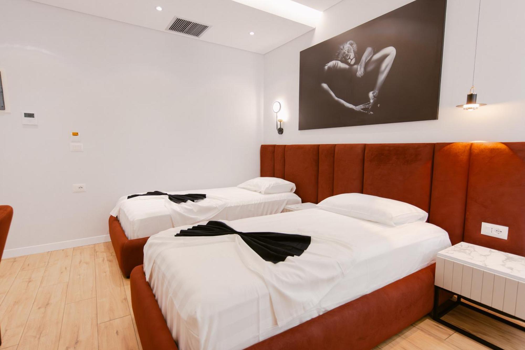 Hotel Olsi Sarande Bagian luar foto