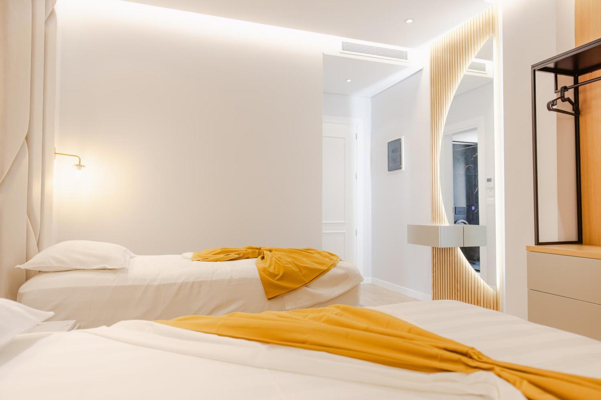 Hotel Olsi Sarande Bagian luar foto